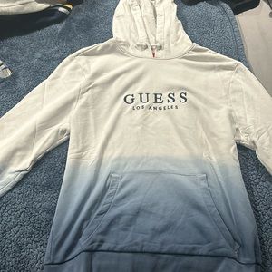 Guess los Angeles sweater,very comfortable to wear.